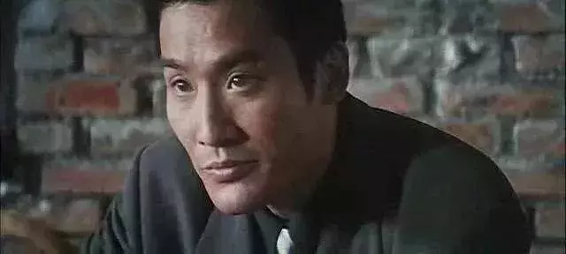 梁家辉参与的八部鬼片,第二部客串出演,还是《倩女幽魂》副导演