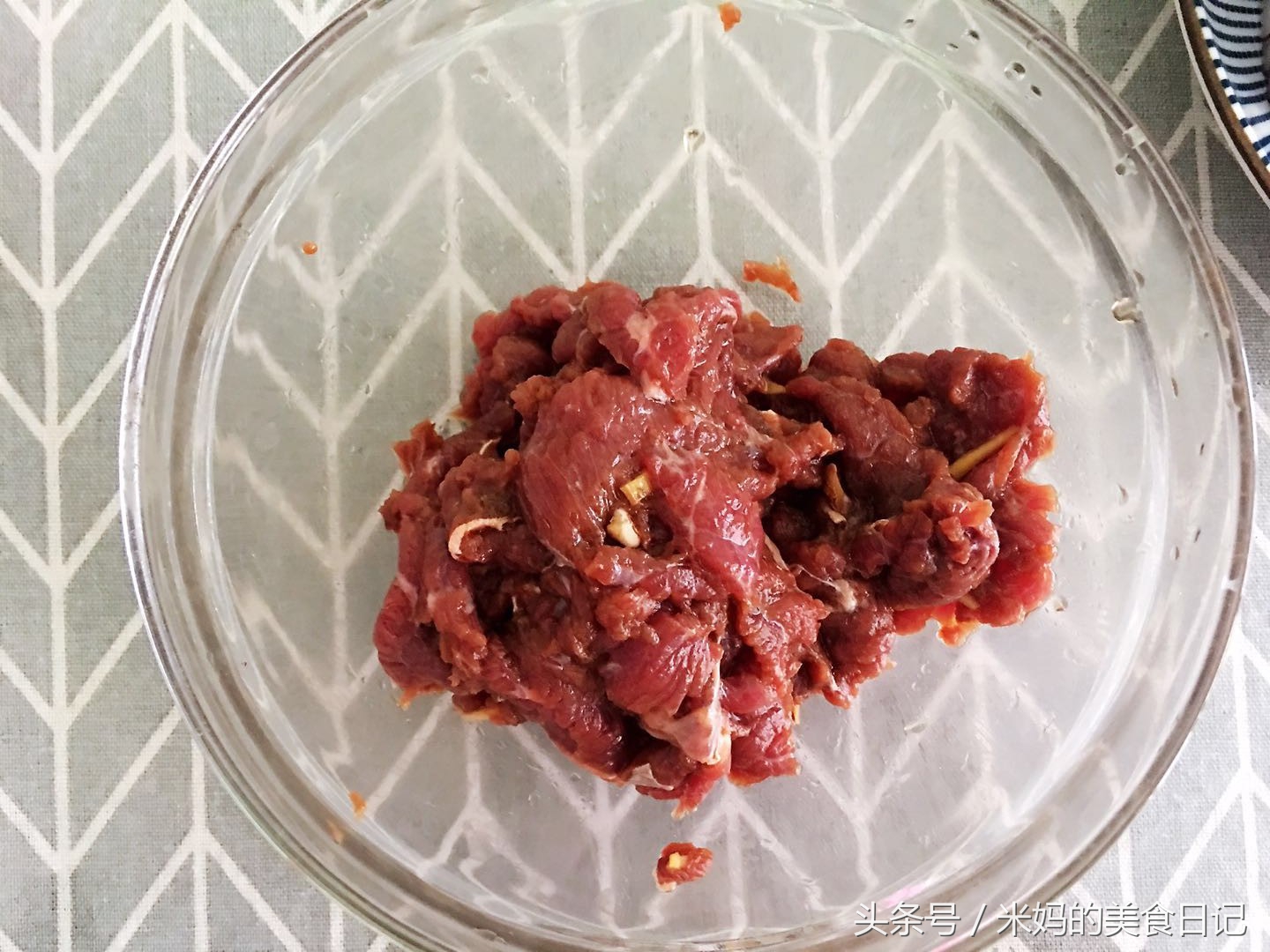 图片[4]-洋葱炒牛肉做法步骤图 吃它最合适消炎杀菌防感冒-起舞食谱网
