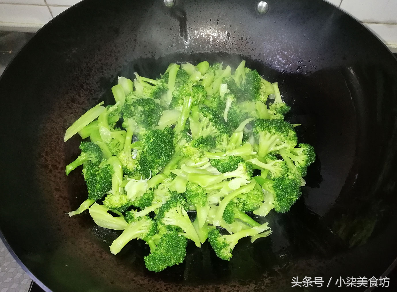 圖片[9]-西藍花怎樣做才好吃 掌握這2個訣竅 清爽又營養(yǎng) 新手一看就會-起舞食譜網(wǎng)