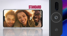 第一款五攝手機上LG V40ThinQ，選用P-OLED顯示屏手機上，市場價6700中國人民幣