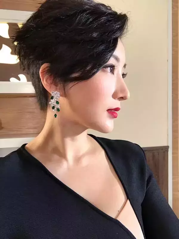 从tvb女主播到女拳王 新剧《兄弟》能否让她在“花旦荒”中上位?