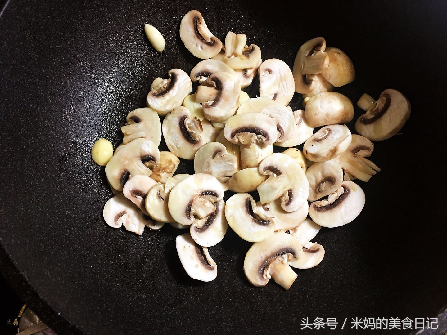 圖片[8]-蘆筍炒口菇做法步驟圖 孩子吃長智力強體質老人吃防骨質疏松-起舞食譜網
