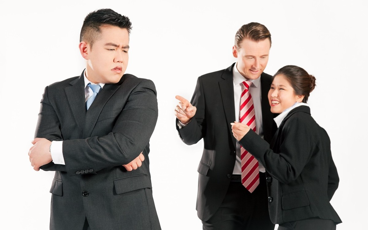 职场上被人孤立 是性格原因还是太老实了 解心网