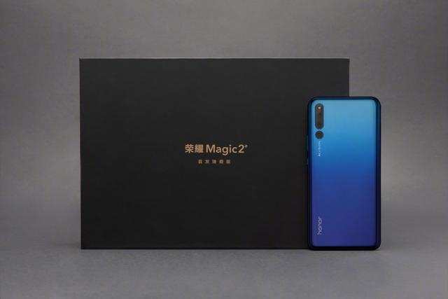 华为手机荣耀Magic2宣布公布 智能化六摄全世界第一款 价钱肯定闪光点！