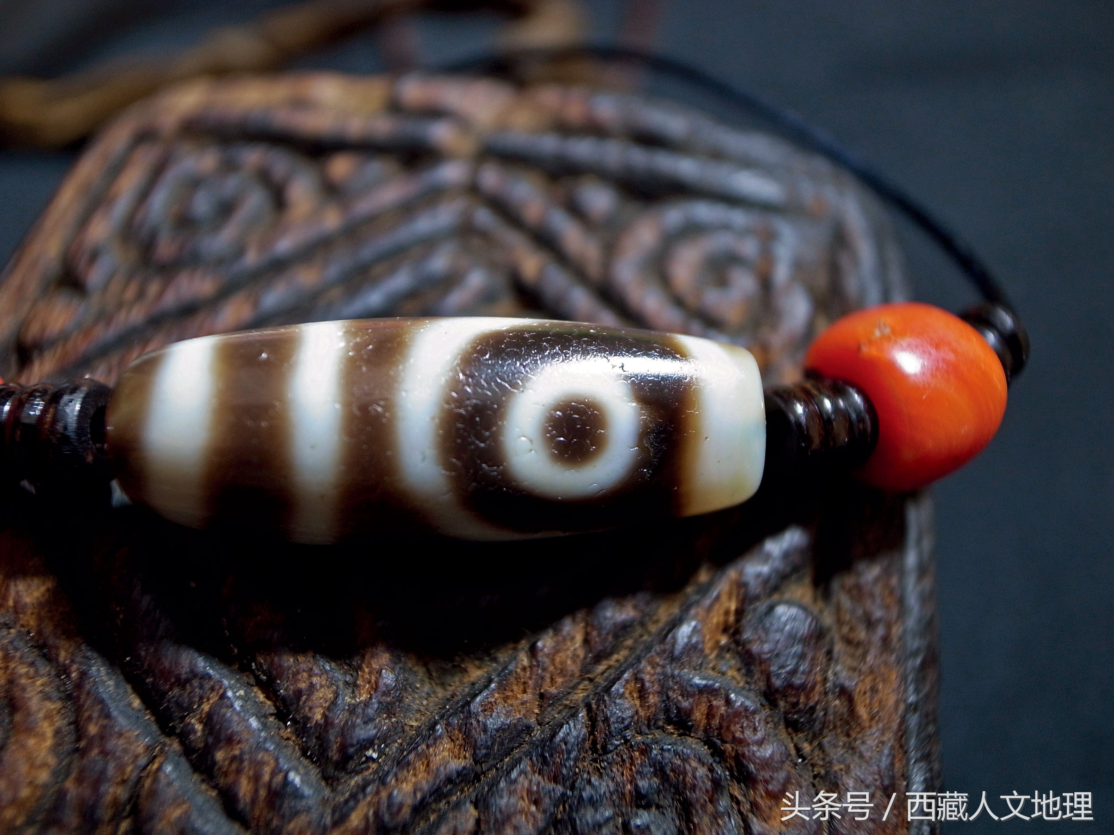 女人戴天珠好处 男士佩戴天珠对身体的好处 - 时代开运网