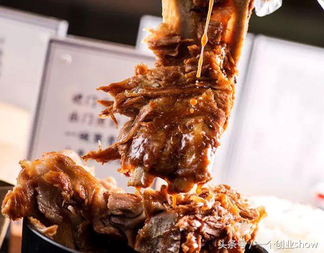 一根骨头成立3年，开店300多家，50平米的小店日营收上万元？！