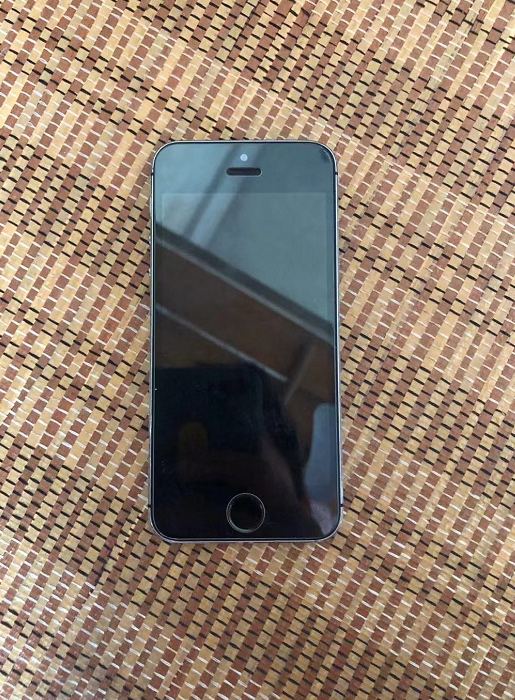 iPhone5s特性不太好，外壳很小？当备用机正好！