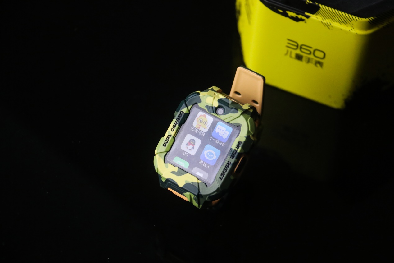 儿童电话手表两大巅峰力作比拼？王者之师，火力全开