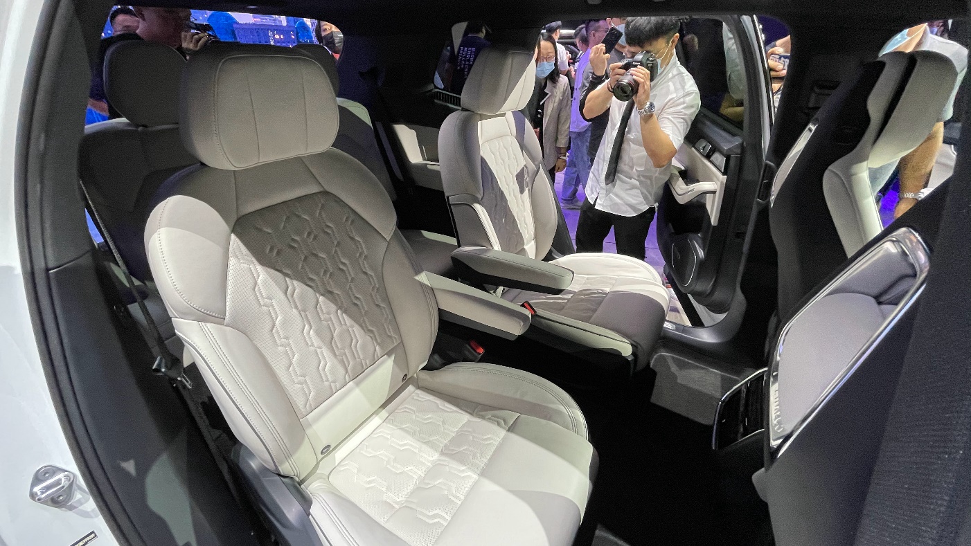 售价不到沃尔沃XC90一半真香？领克09值得期待吗
