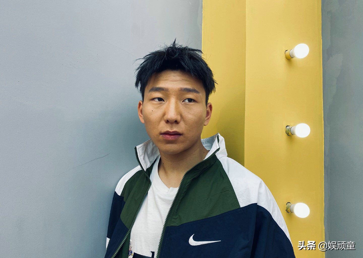 《笑起来真好看》下周迎五位嘉宾，有一位身份