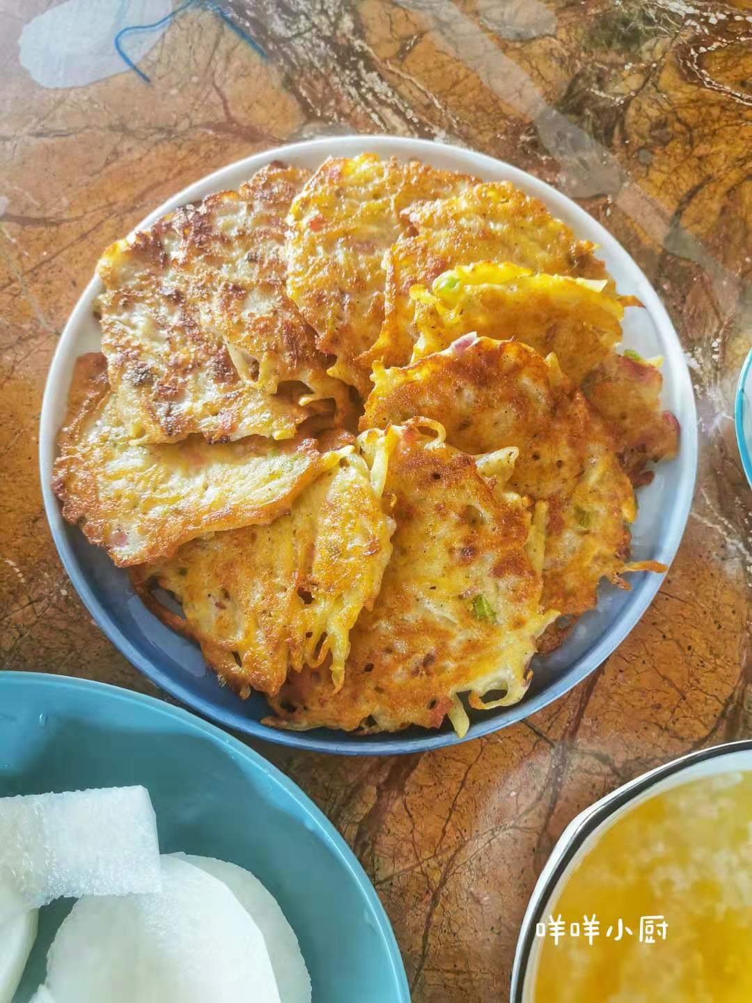 比土豆泥简单，比土豆泥好吃的土豆饼，适合厨房小白的简易早餐饼