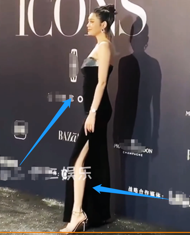 32 years old of Xi Mengyao walk along Ba Sha red carpet, without beautiful Yan Jing the head is placed pat, this lays a plan I was not misreaded