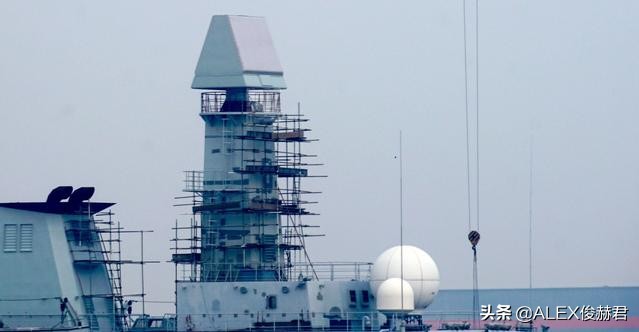 小惊喜：国产“双面盾”亮相，护卫舰战力倍增器