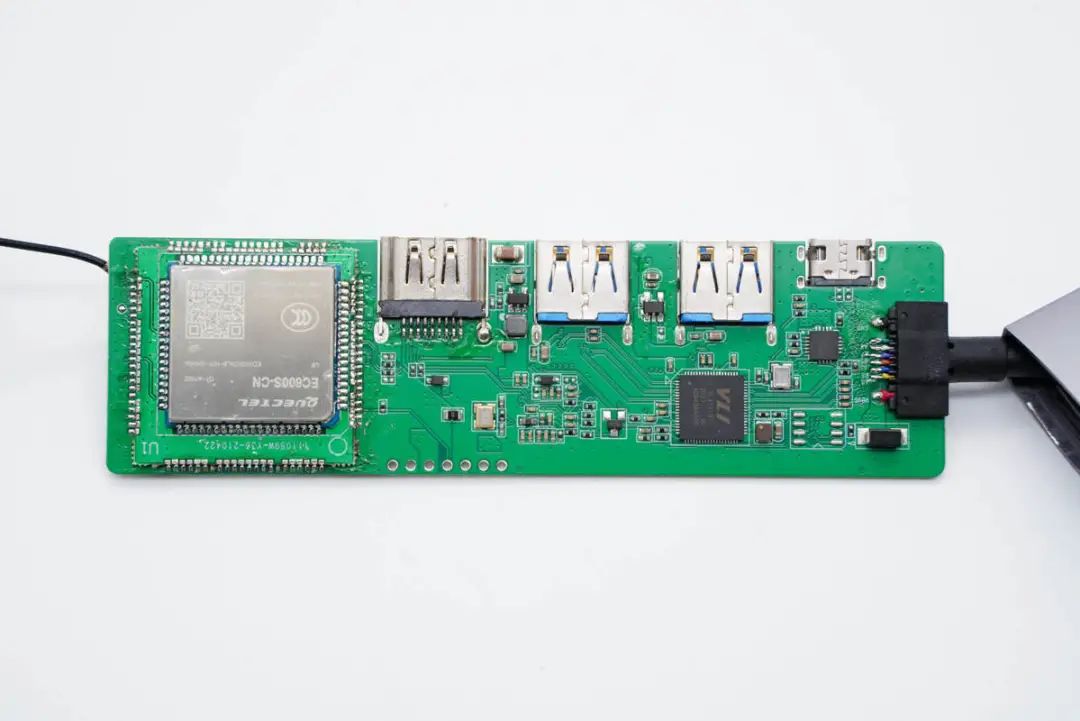 这款拓展坞可让笔记本直接联网，用户都说好，内部黑科技揭晓