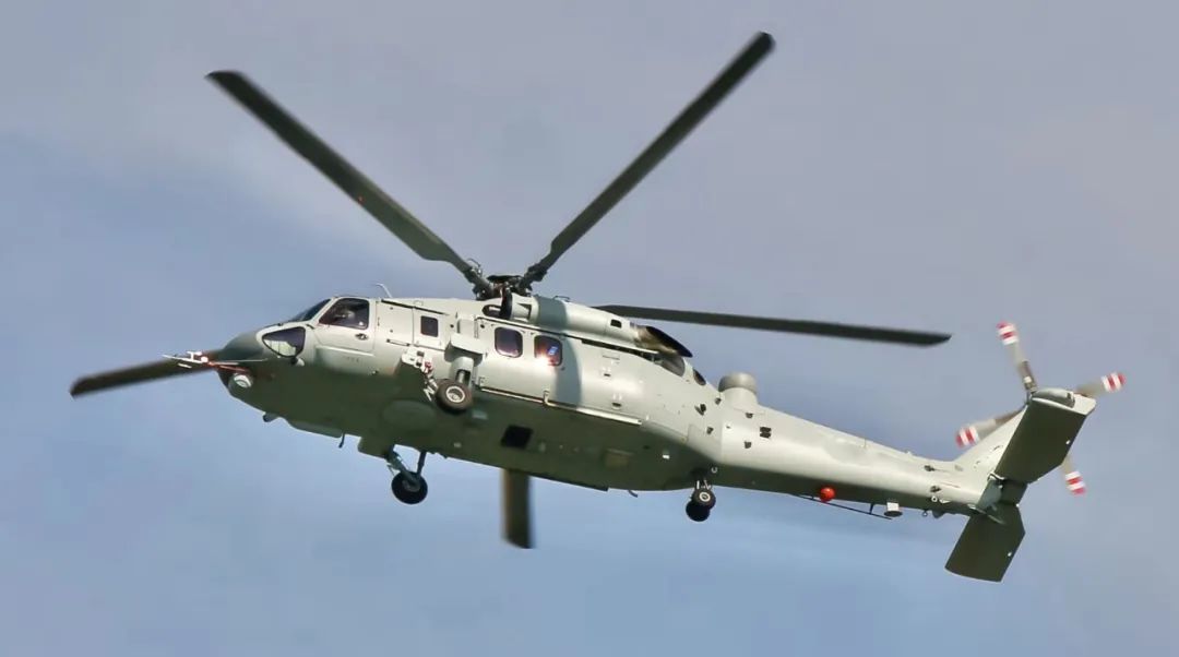 �л���԰ӥ����ֱ-20ս��ͨ��ֱ����