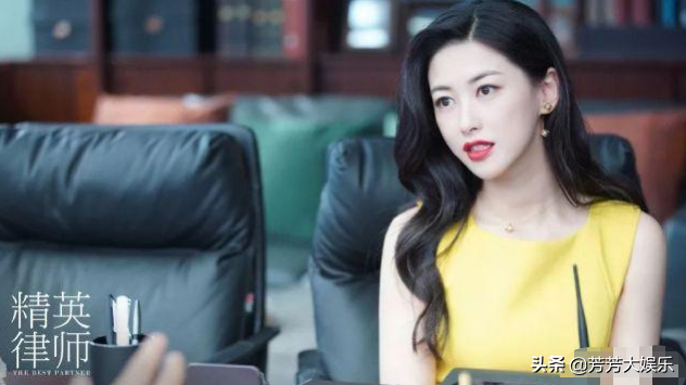 甩顶级富二代，拿下“黑道太子”，朱珠凭什么这么牛？