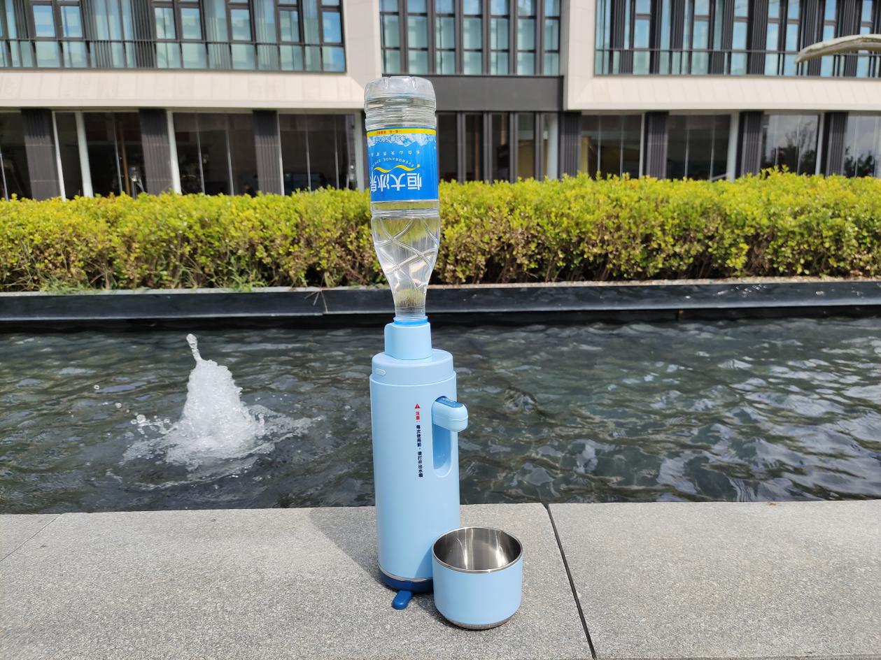 解锁更多使用场景——浩诗便携式饮水机，居家、旅游、办公皆相宜