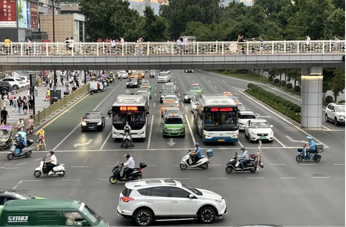 摩托車解禁之后，西安城市交通怎么樣了？