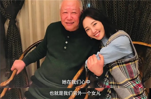 白百何真善举！长期帮扶《肿瘤君》原型父母，还替病逝女生送孝心