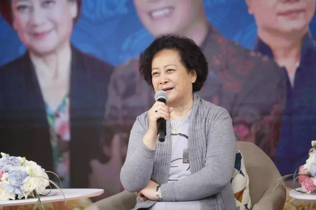 因一场演出，与毛泽东主席结缘，演观音菩萨出