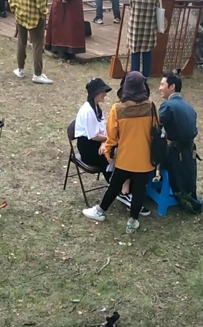 Do not wish to depart momently, why does Dou Xiao exceed lotus Christmas and friend to make an appointment to send right, male friend sends surprise gift