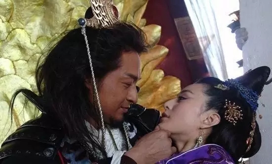 咆哮帝馬景濤的罪與罰，“暴力”無(wú)縫銜接6任女友，家人卻是痛