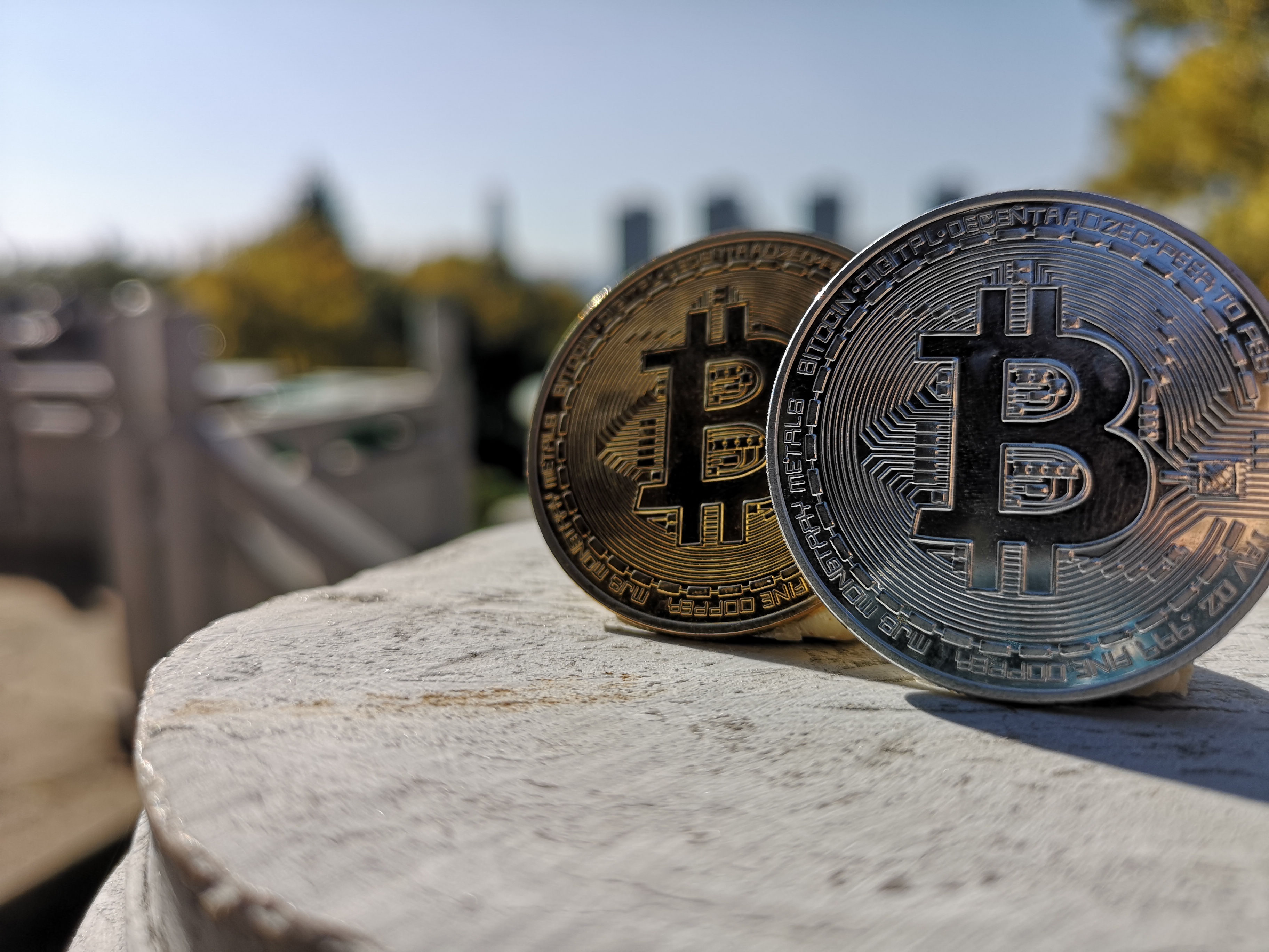 比特幣興起，美麗國卻不再美麗，錢很快變成了空氣