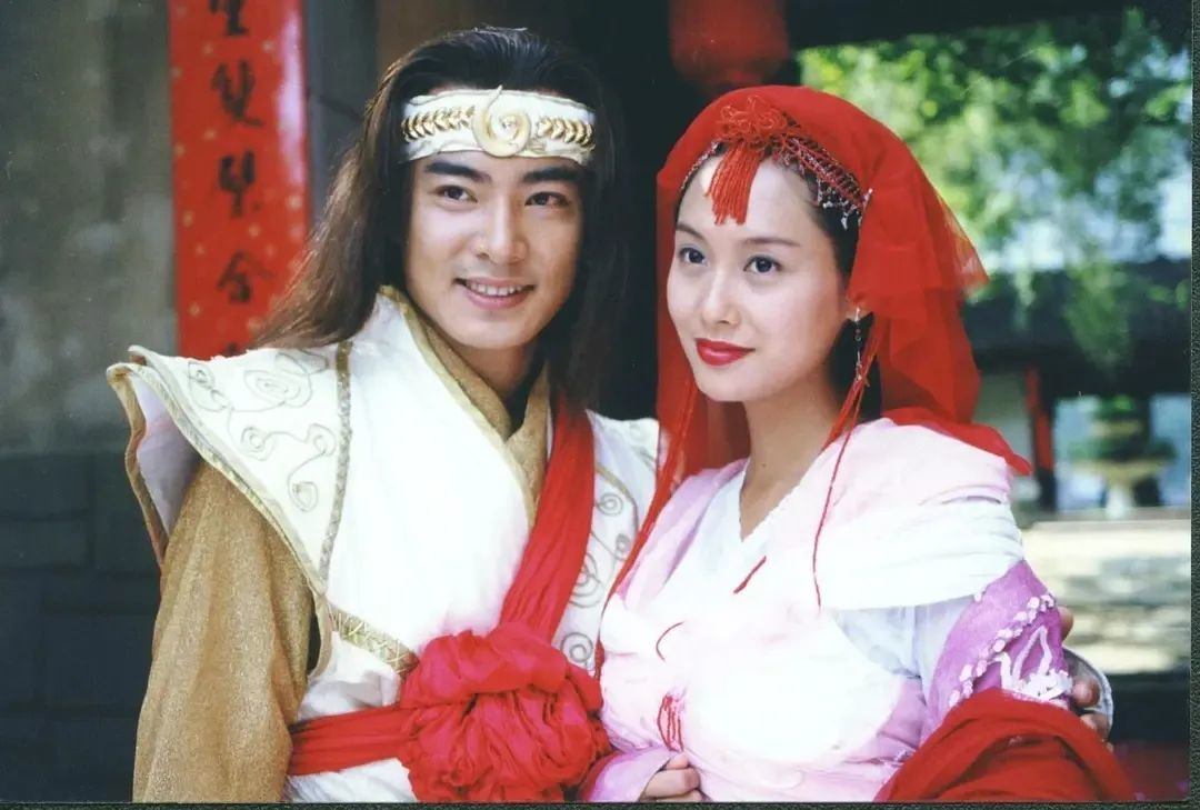 《水月洞天》播出17年：有人54歲仍單身，有人無戲可拍卻身家過億