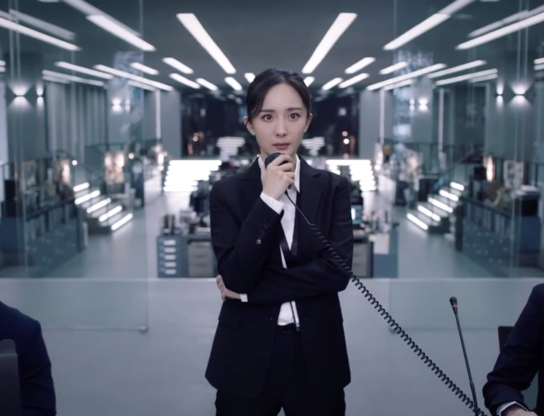 赵丽颖杨幂长点心，你们真正的对手，已经在冲