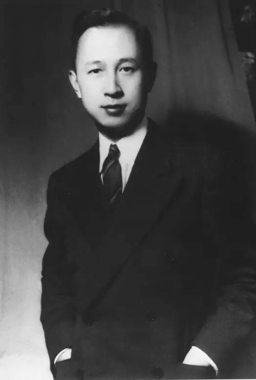 完全不懂原子弹的钱学森，凭什么享受着比开国