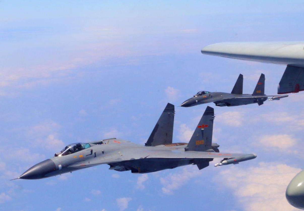 山东舰穿越台海，台媒认成辽宁舰？宋忠平：台战时“监控”会彻底瘫痪