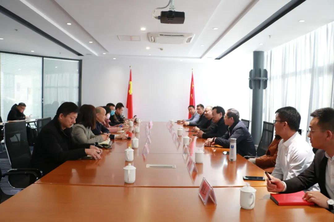 要闻 | 中国医药物资协会一行到翔宇参观交流