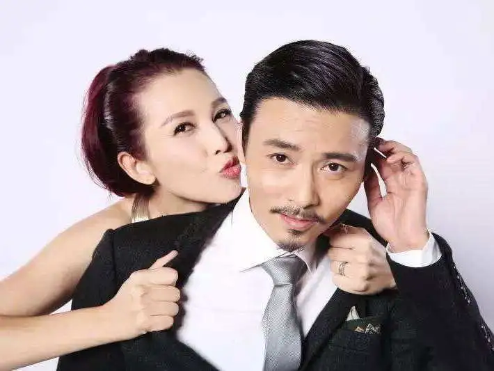 分居实锤!杨丞琳李荣浩再传婚变?其实,我们