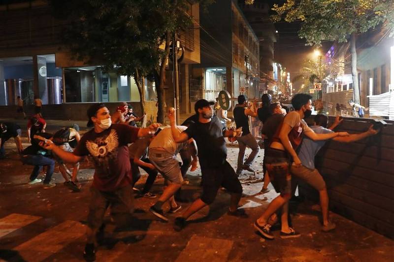 台灣�友邦�巴拉圭防疫不力引暴動，蔡當局緊張