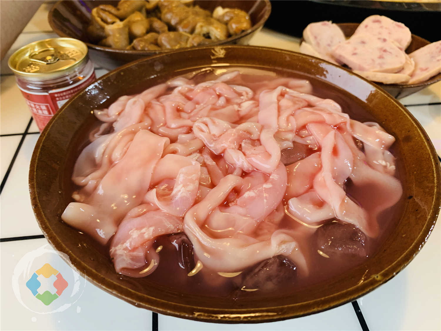 为什么重庆火锅容易导致浪费？菜品种类太多，分量太足