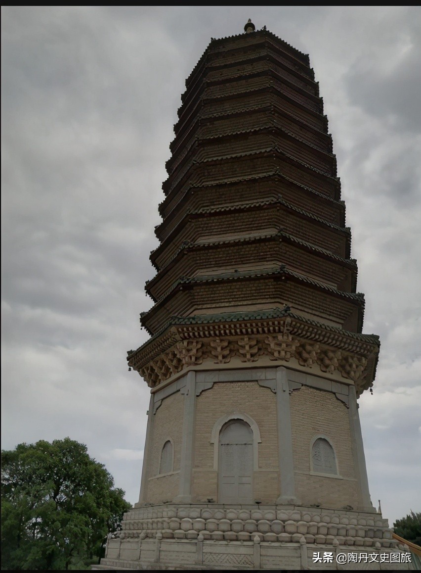 Hiking in Beijing: Buddha Tooth Pagoda at the Eight Places of Xishan ...