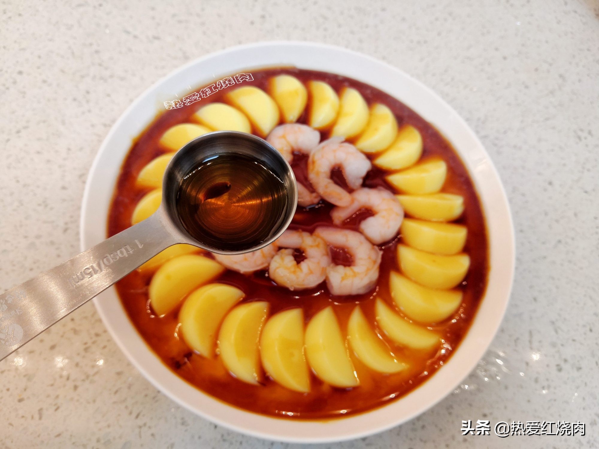 蒸蛋羹换个做法真漂亮，口感滑嫩一点空洞也没有，照着做你也行