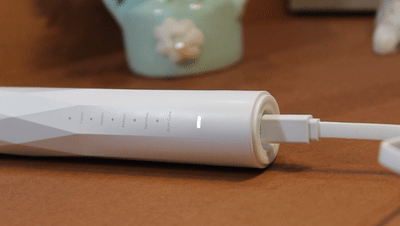 网友力推特火的不伤牙电动牙刷到底怎么样？扉乐电动牙刷开箱试用