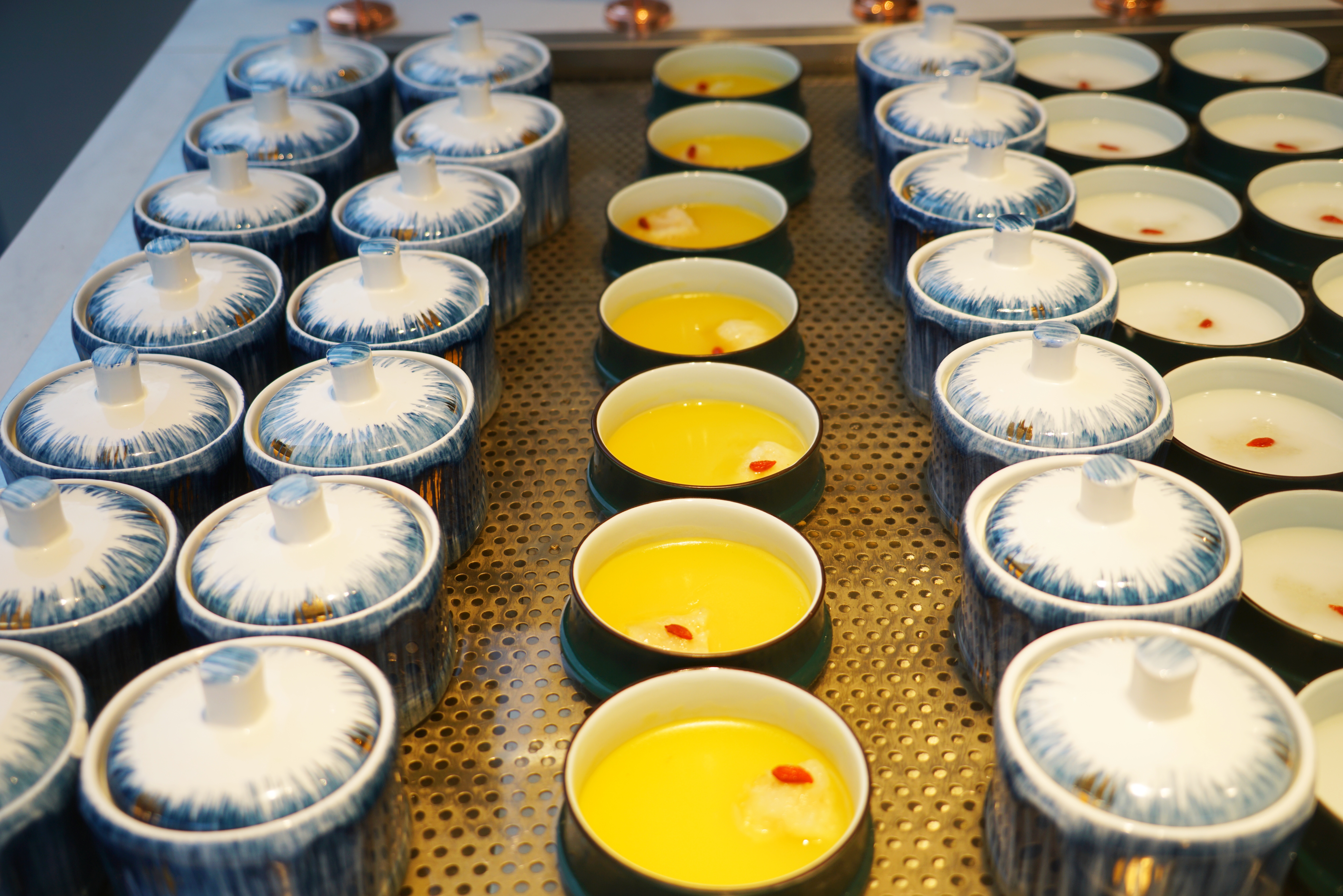 冬天旅行首选目的地，三亚吃喝玩乐全攻略，给你最悠闲的海岛时光