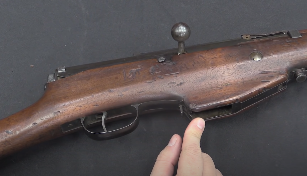 Shaosha prequel, French C6 semi-automatic rifle with too much stride ...