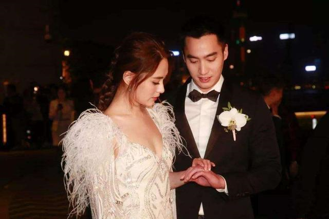 赖弘国新欢曝光？和阿娇离婚之后无缝衔接恋爱，遭网友怒骂渣男