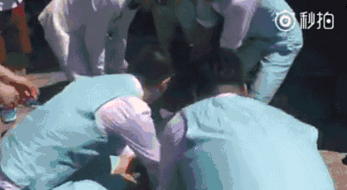 40岁柳岩一天相亲两次被嘲“饥不择食”，中国女性怎么活得这么难