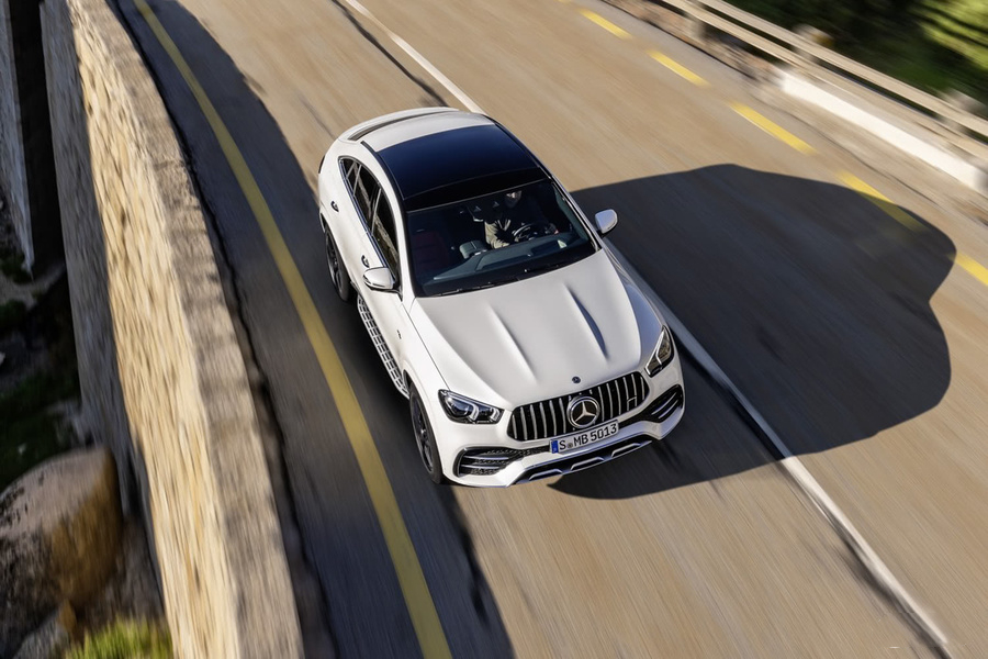 Q8. How to choose AMG GLE Coupe and Cayenne Coupé? iNEWS