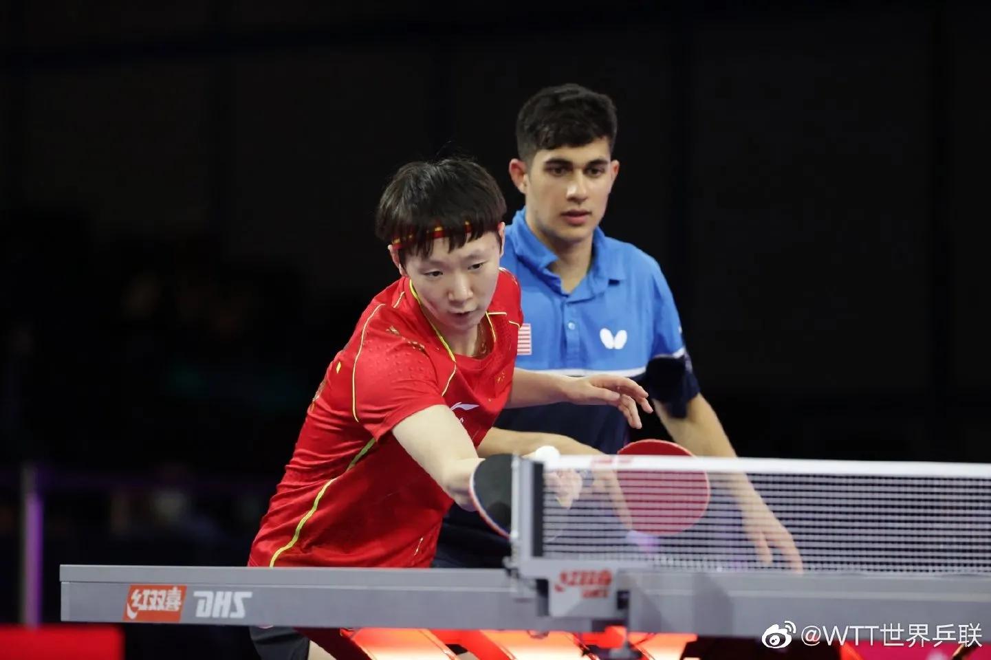 Wang Manyu and Lin Gaoyuan complete their debut and both advance to the ...