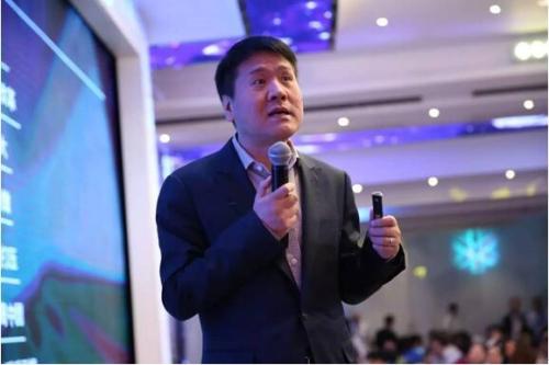 亿万农民该不该向王福重索赔精神损失费？