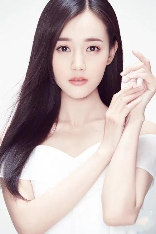 Li Yitong is high-definition mobile phone wallpaper