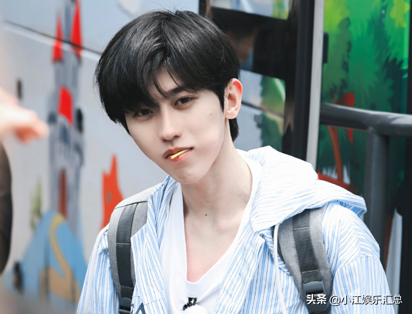 《奔跑吧》定档，李晨综艺感受质疑，蔡徐坤郭