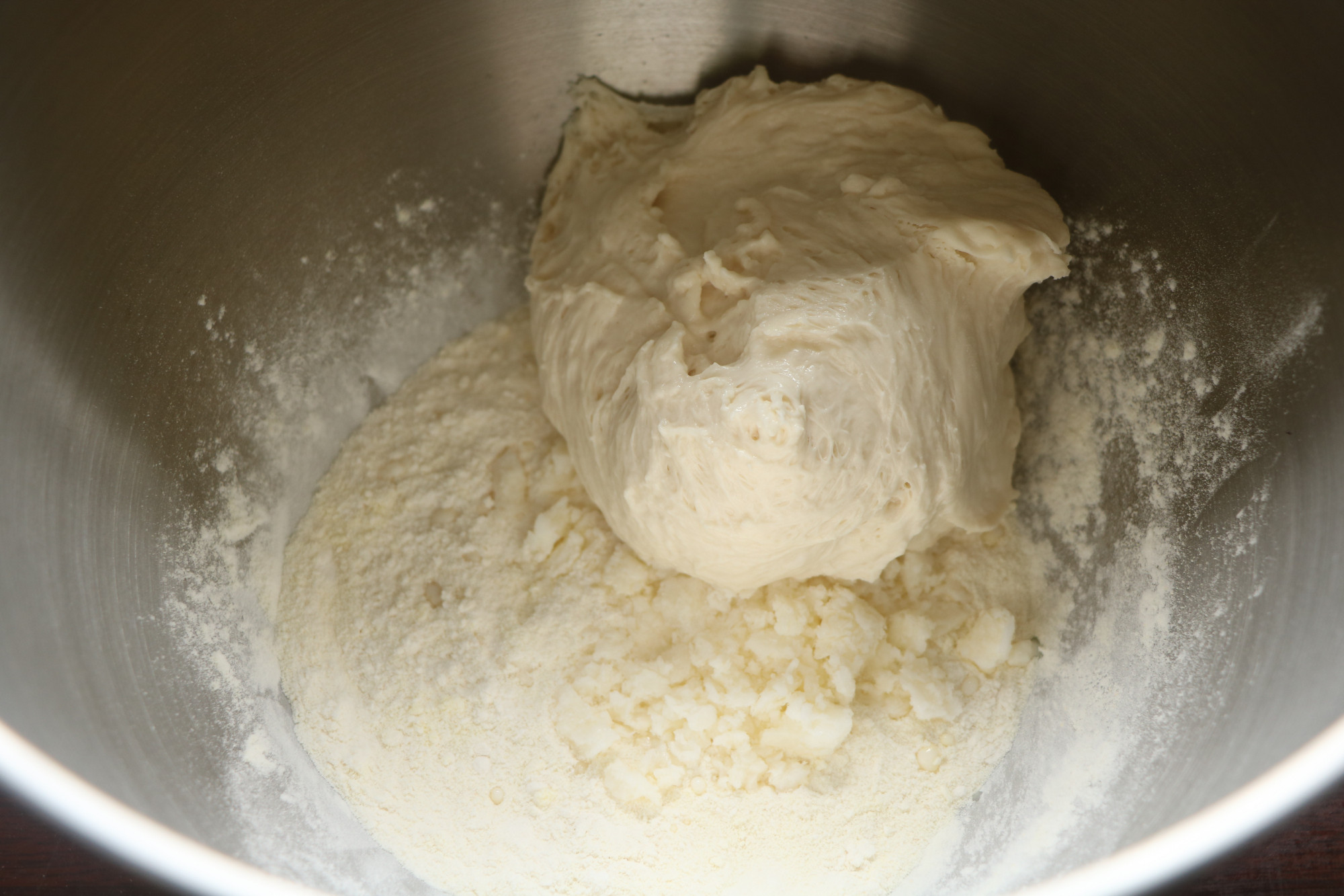 外面一个几十块的吐司别再买了，在家做又香又软，好吃无添加