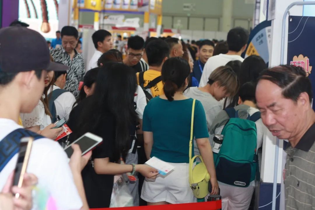 2021CPF华中武汉宠物展:专业观众送酒店火热进行中