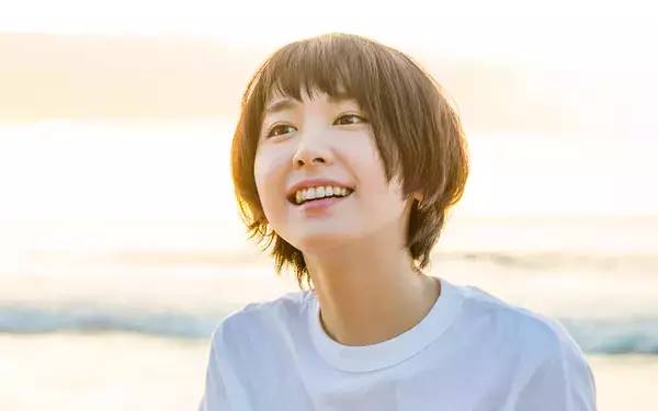 日本娱乐圈最适合短发的女星TOP10！不少女星剪掉长发后爆红